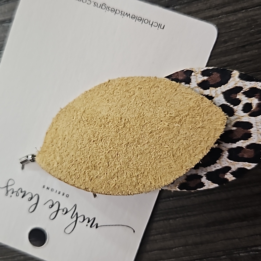 Leopard Design on Leather Leaf Shaped Earrings - Picture 2 of 5
